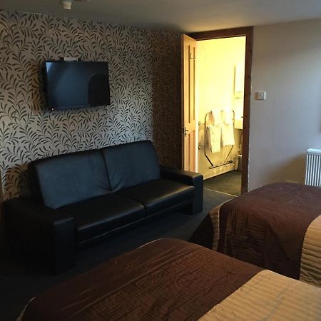 Lodge At Lochside Bridgend of Lintrathen Esterno foto